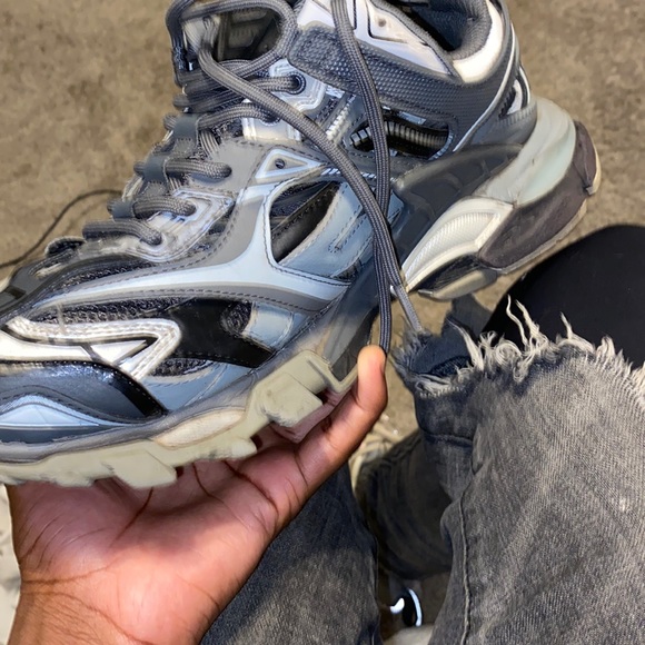 Track runners